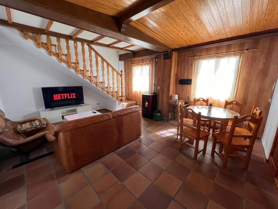 Sierra Nevada Apartamento, Ideal Para Grupos, Aparcamiento En La Puerta Y Con Impresionantes Vistas Екстер'єр фото