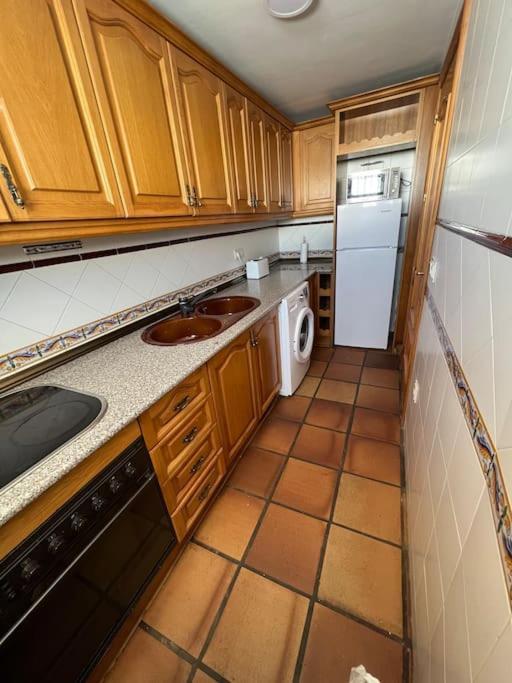 Sierra Nevada Apartamento, Ideal Para Grupos, Aparcamiento En La Puerta Y Con Impresionantes Vistas Екстер'єр фото