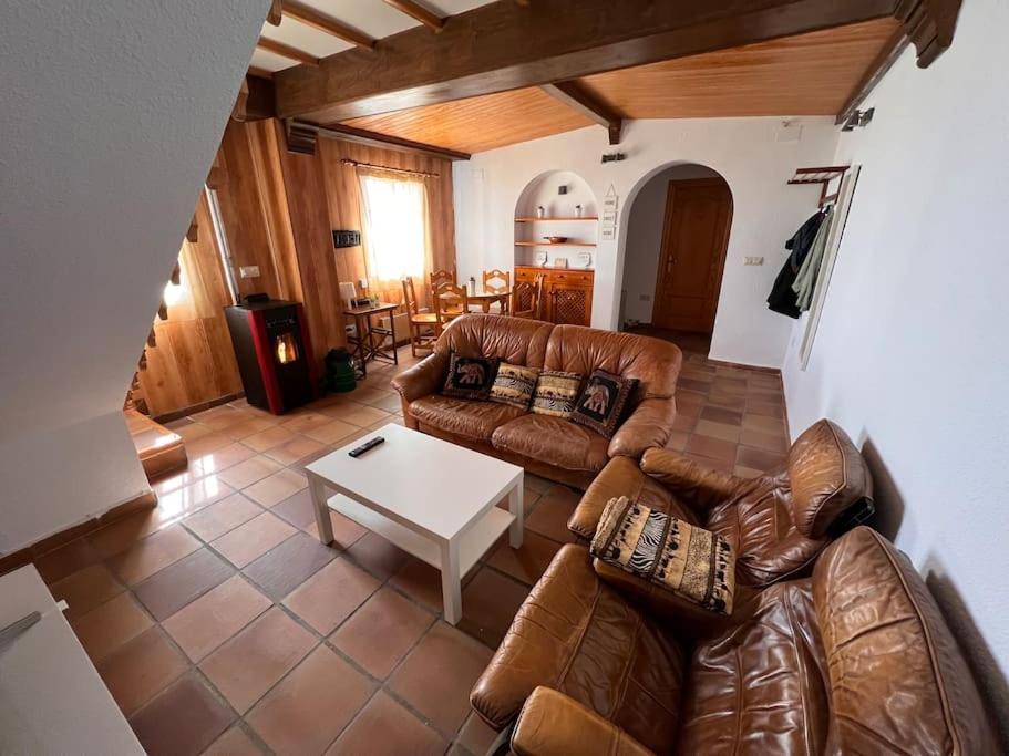 Sierra Nevada Apartamento, Ideal Para Grupos, Aparcamiento En La Puerta Y Con Impresionantes Vistas Екстер'єр фото